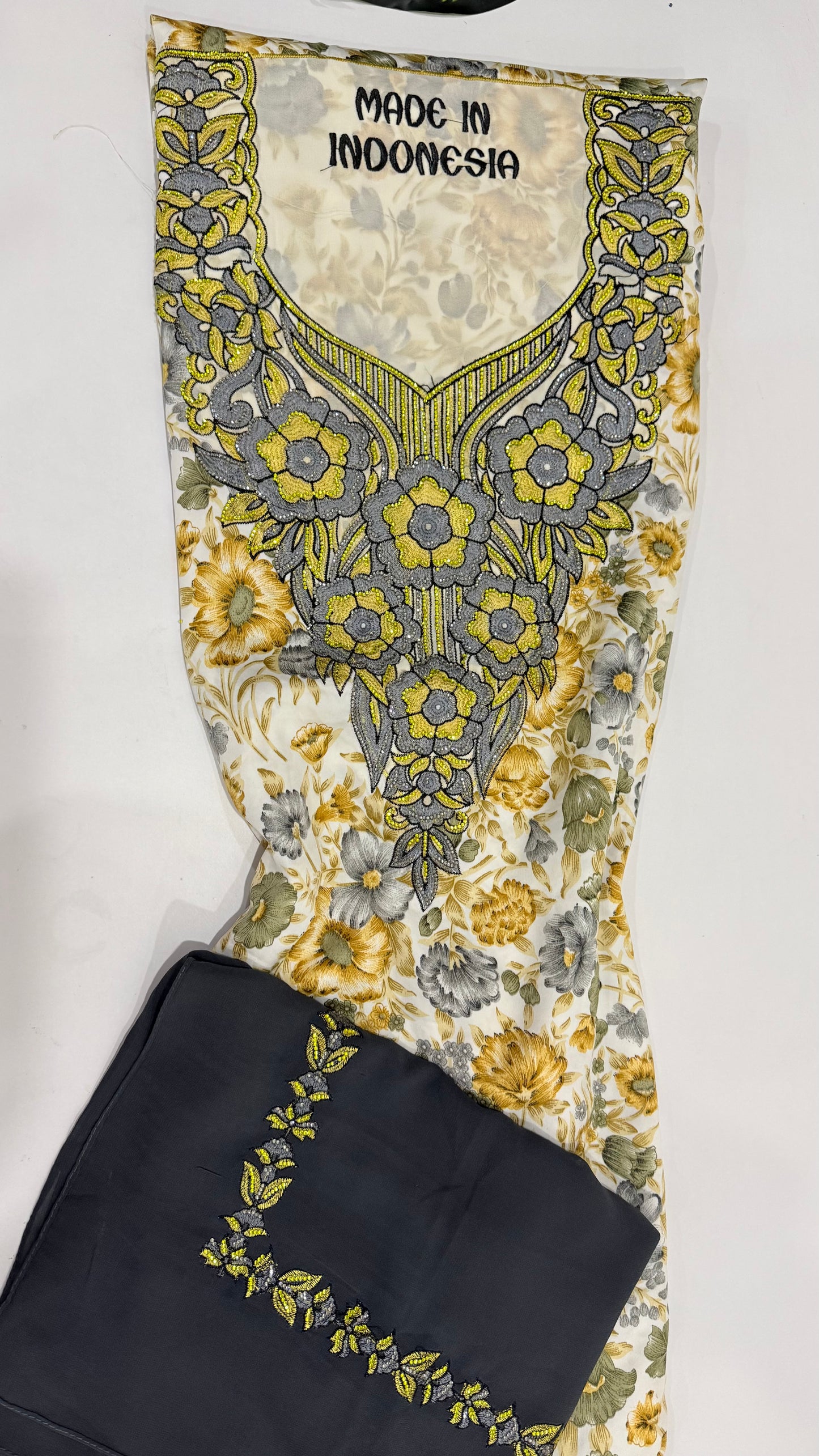 مخور حرير إندونيسي