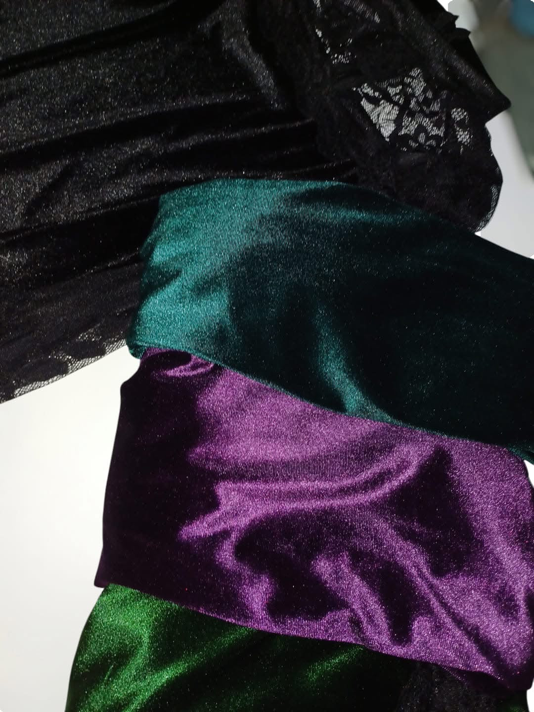 فستان ملكي بكم دانتيل