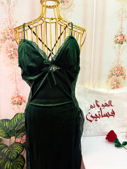 فستان قطيفه دانتيل