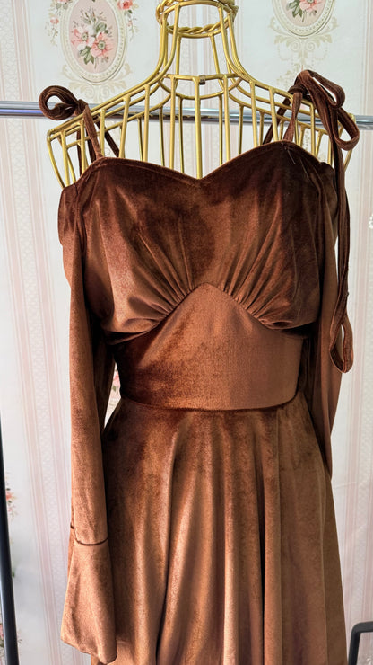 فستان قطيفه أوف شولدر