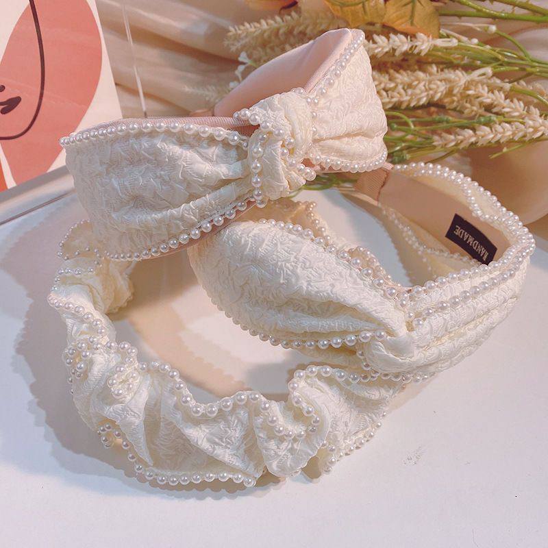 طوق عرايسي ابيض حكايه 😍