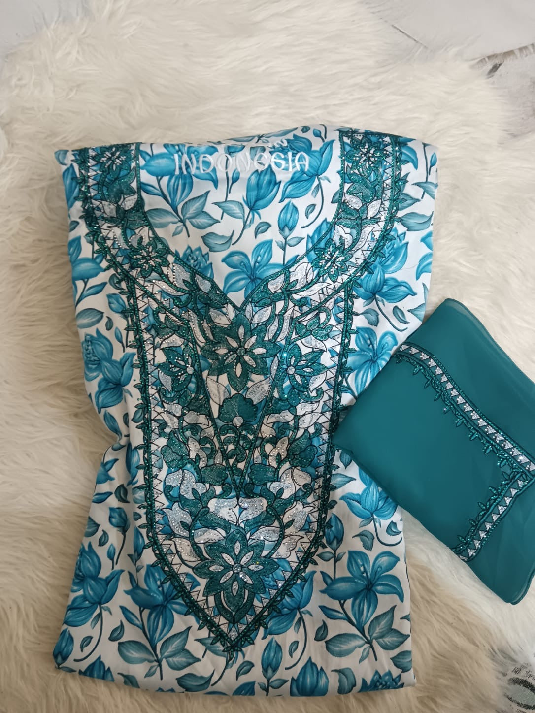 مخور حرير إندونيسي