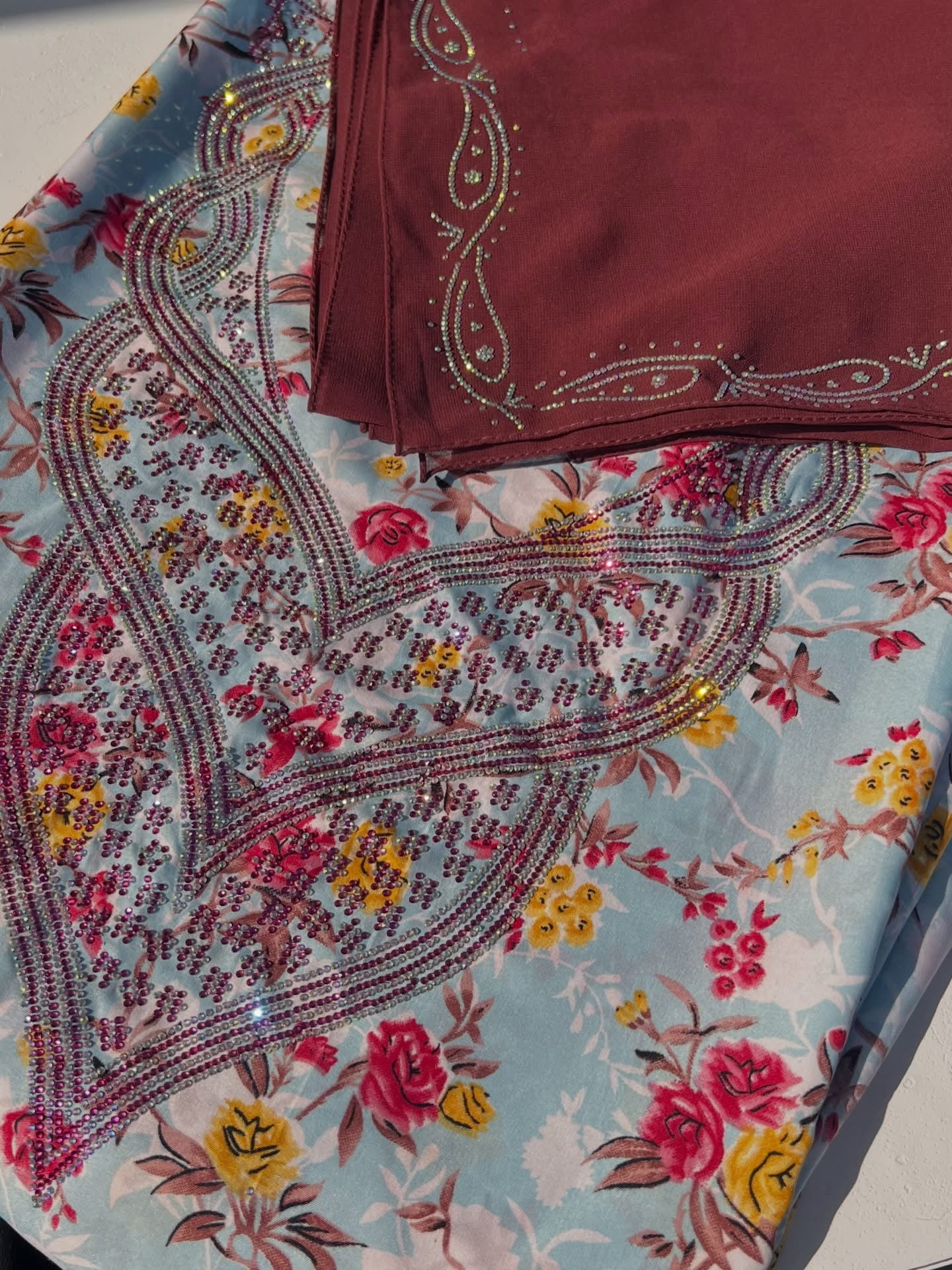 مخور حرير إيطالي بشيله ( طرحه )