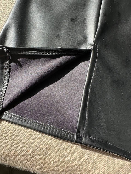 جيبه جلد صك