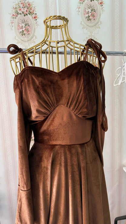 فستان قطيفه أوف شولدر