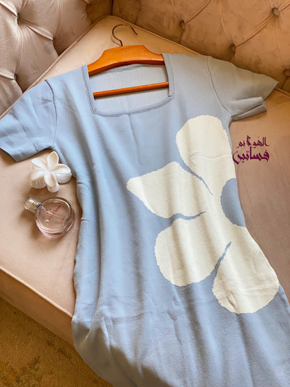 فستان وردة🌸