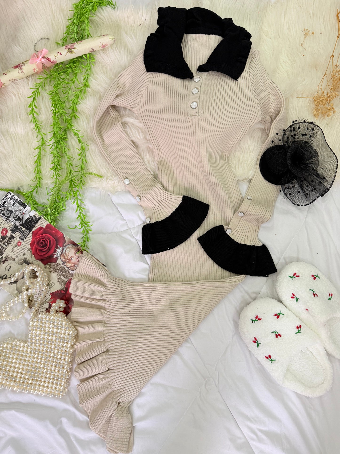 فستان بياقه انيقه مناسب للرضاعه الزراير بتتفح