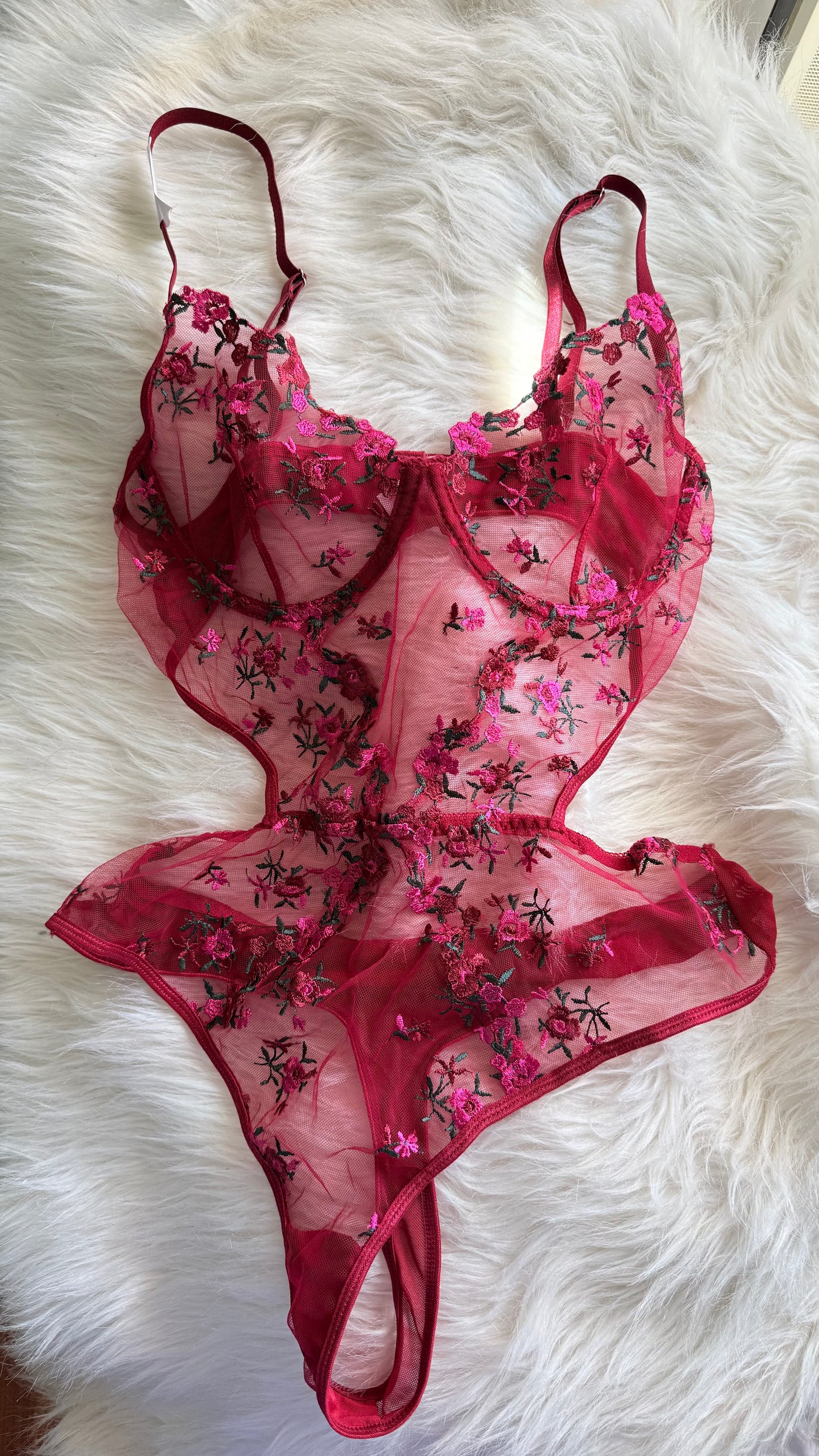 سالوبيت دانتيل مستورد