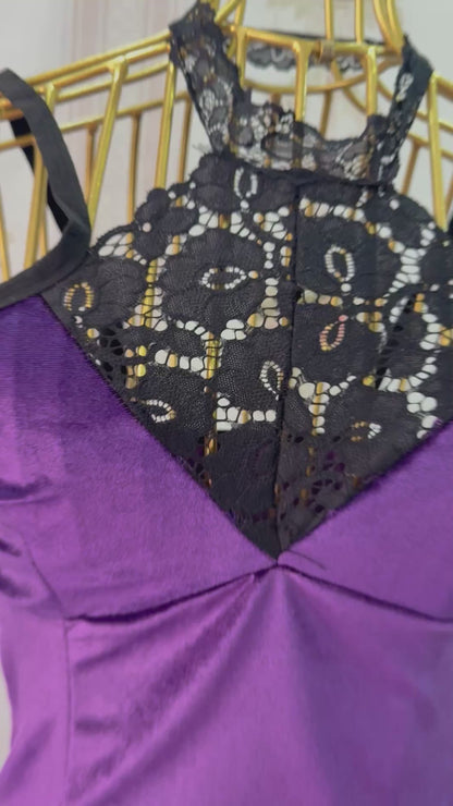 فستان قطيفه بدانتيل