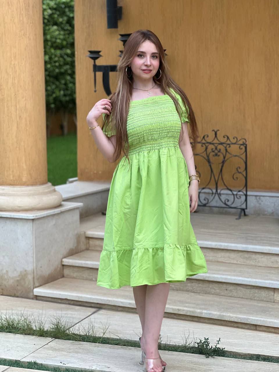 فستان نص كم باستيك