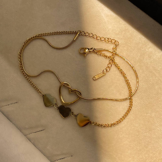 خلخال قلب مفرغ