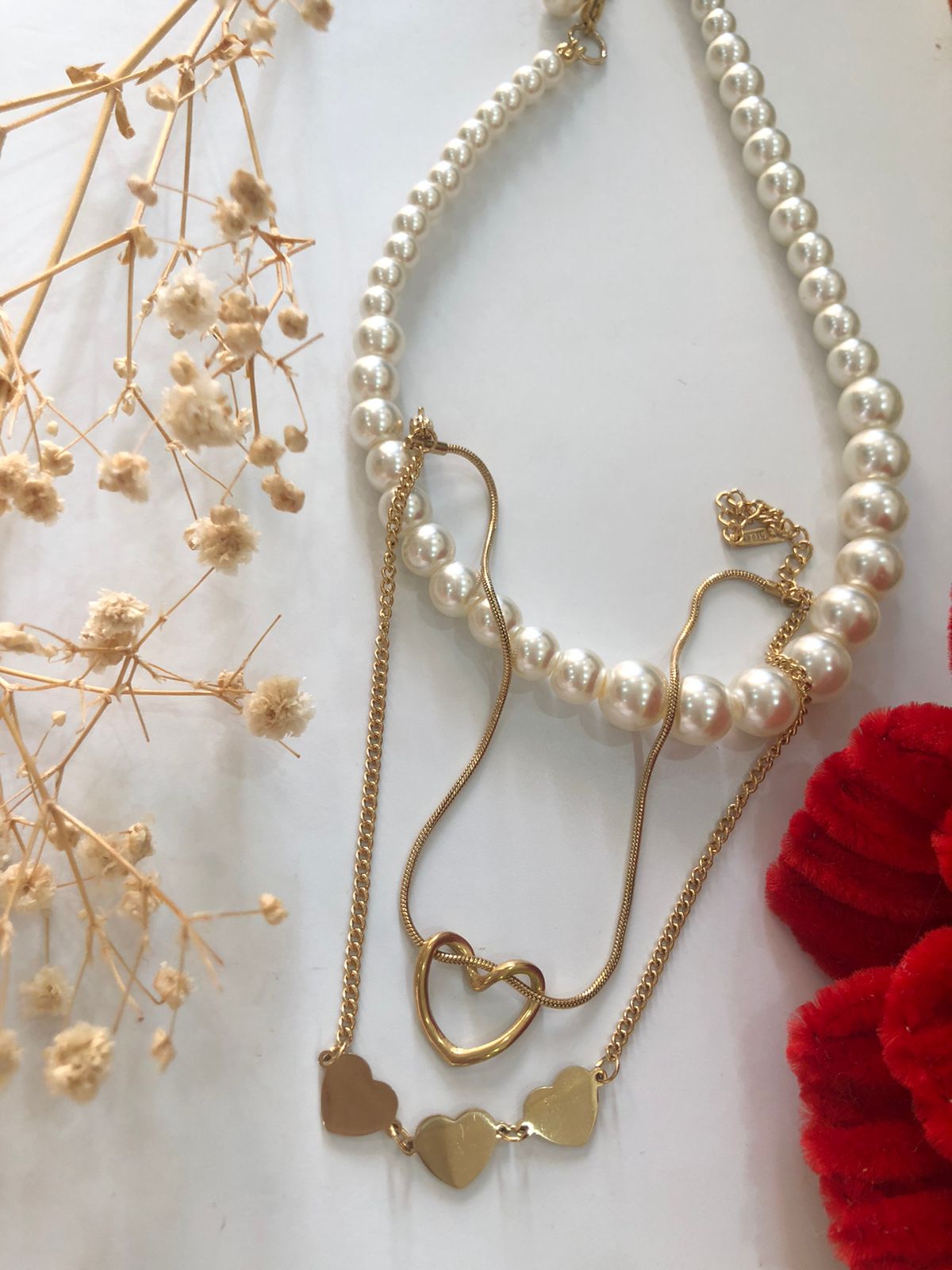 خلخال قلب مفرغ